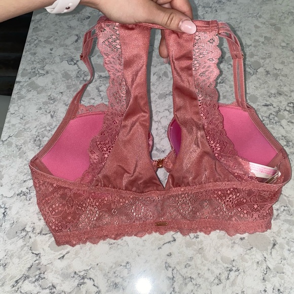 PINK VS push up demi bra💖 - Picture 3 of 3